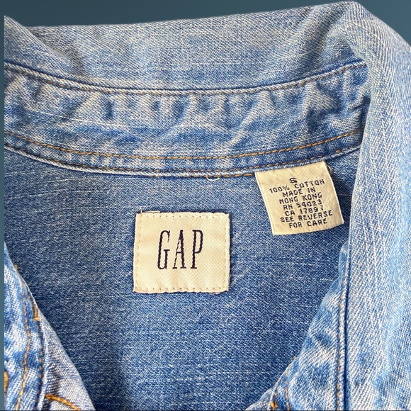 GAP Denim Long Sleeve Button Down - Picture 2 of 3